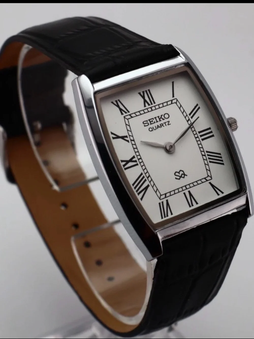 Seiko Silver Case Black Leather Strap Watch - White Dial